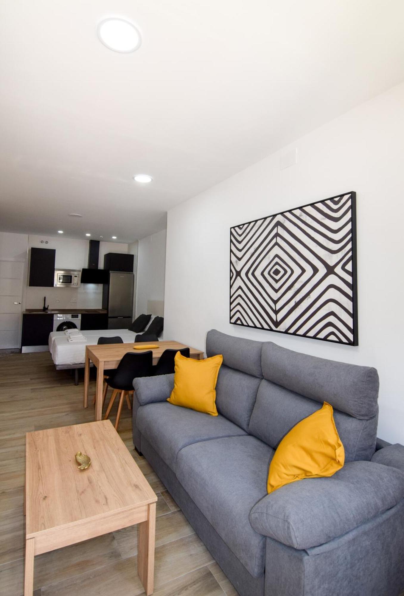 Letplanet Riquelme Apartment Malaga Bagian luar foto