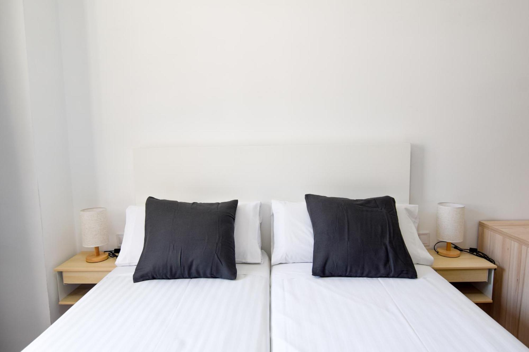 Letplanet Riquelme Apartment Malaga Bagian luar foto