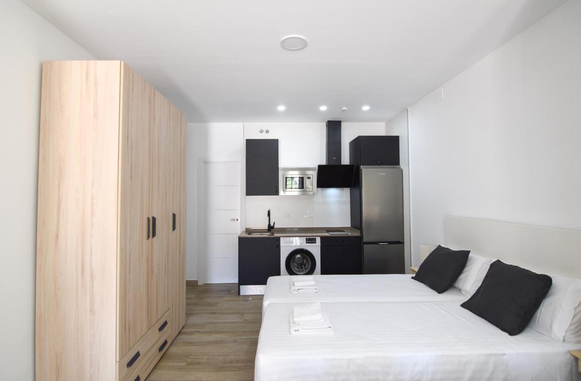 Letplanet Riquelme Apartment Malaga Bagian luar foto