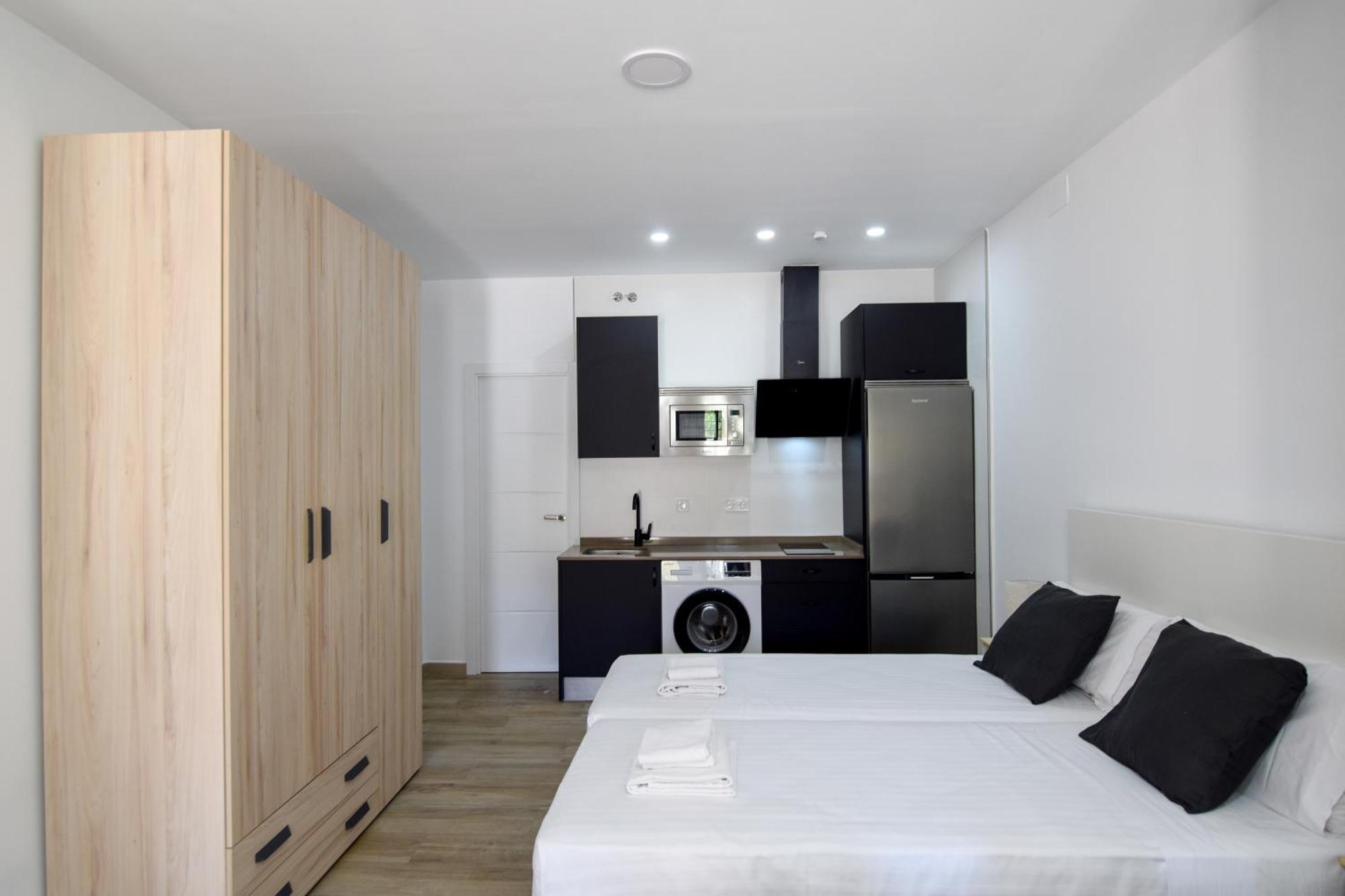 Letplanet Riquelme Apartment Malaga Bagian luar foto